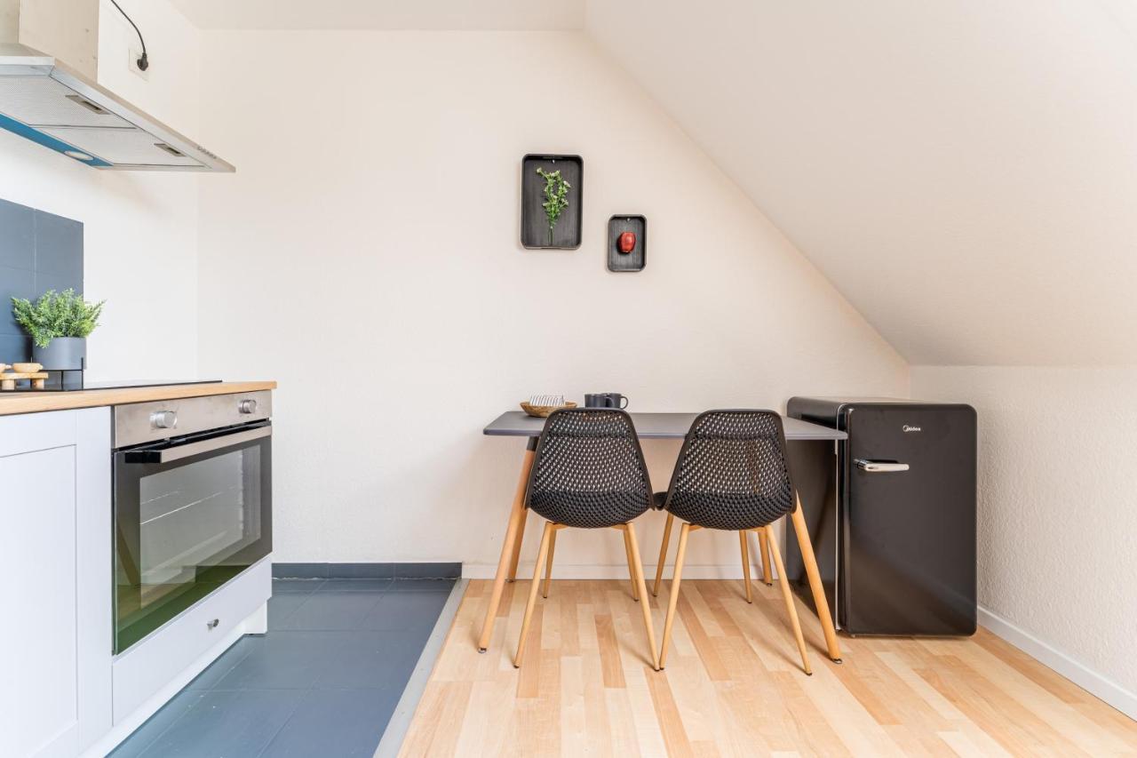 Vollausgtesttattes Modernes Studio,Nahe Btu,Netflix,Kostenloser Tiefgaragenstellplatz Cottbus Exterior photo